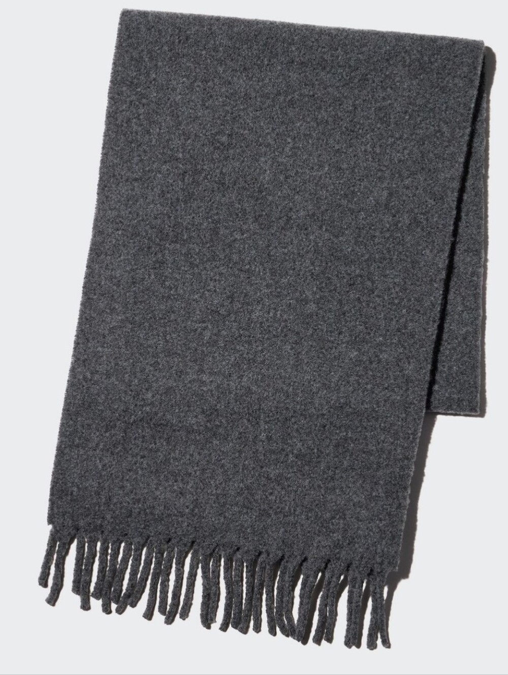 NWOT!! Dark Gray Souffle Yarn Chuncky Scarf